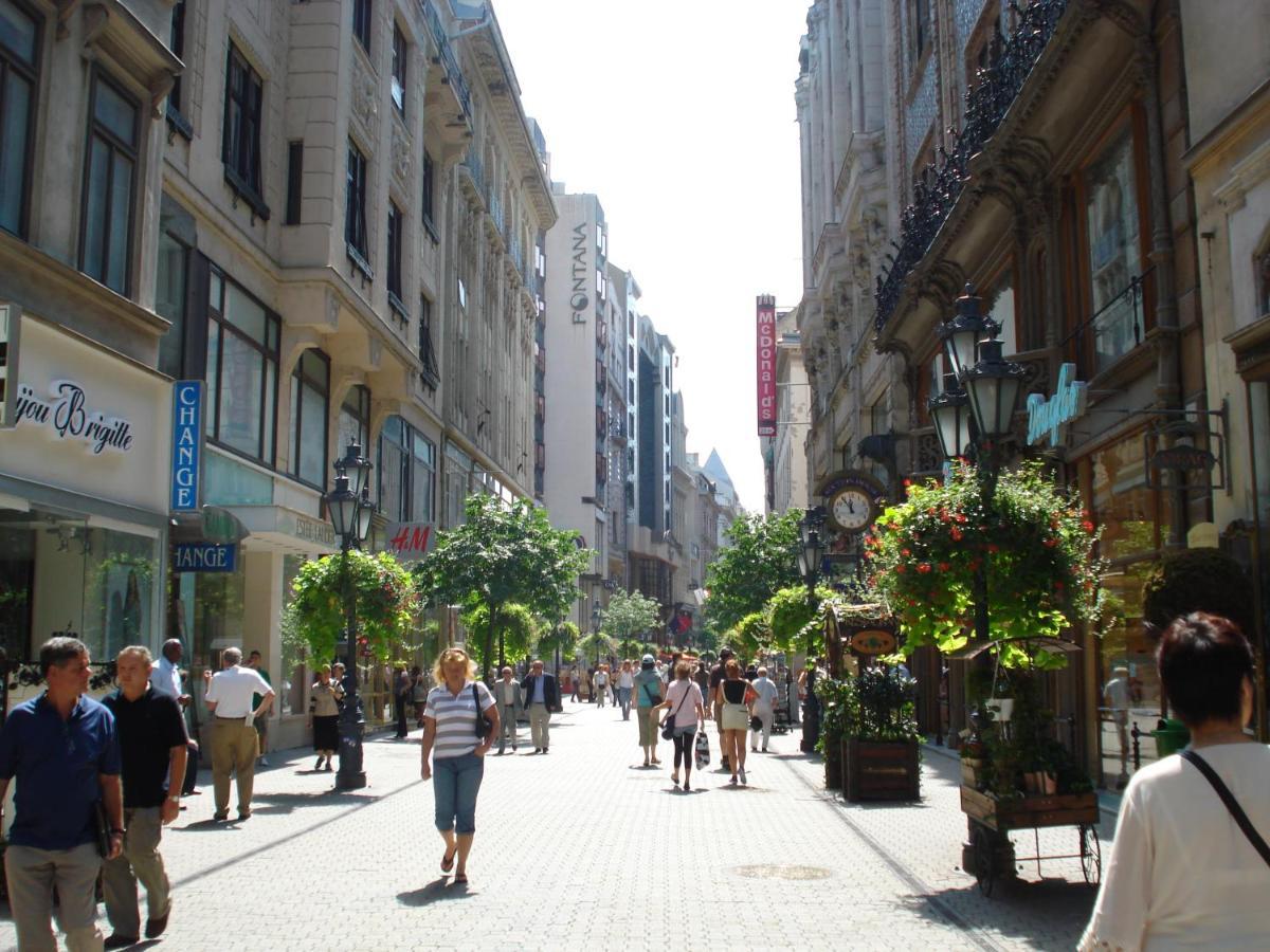Central Budapest Apartment Vaci Utca Exterior photo